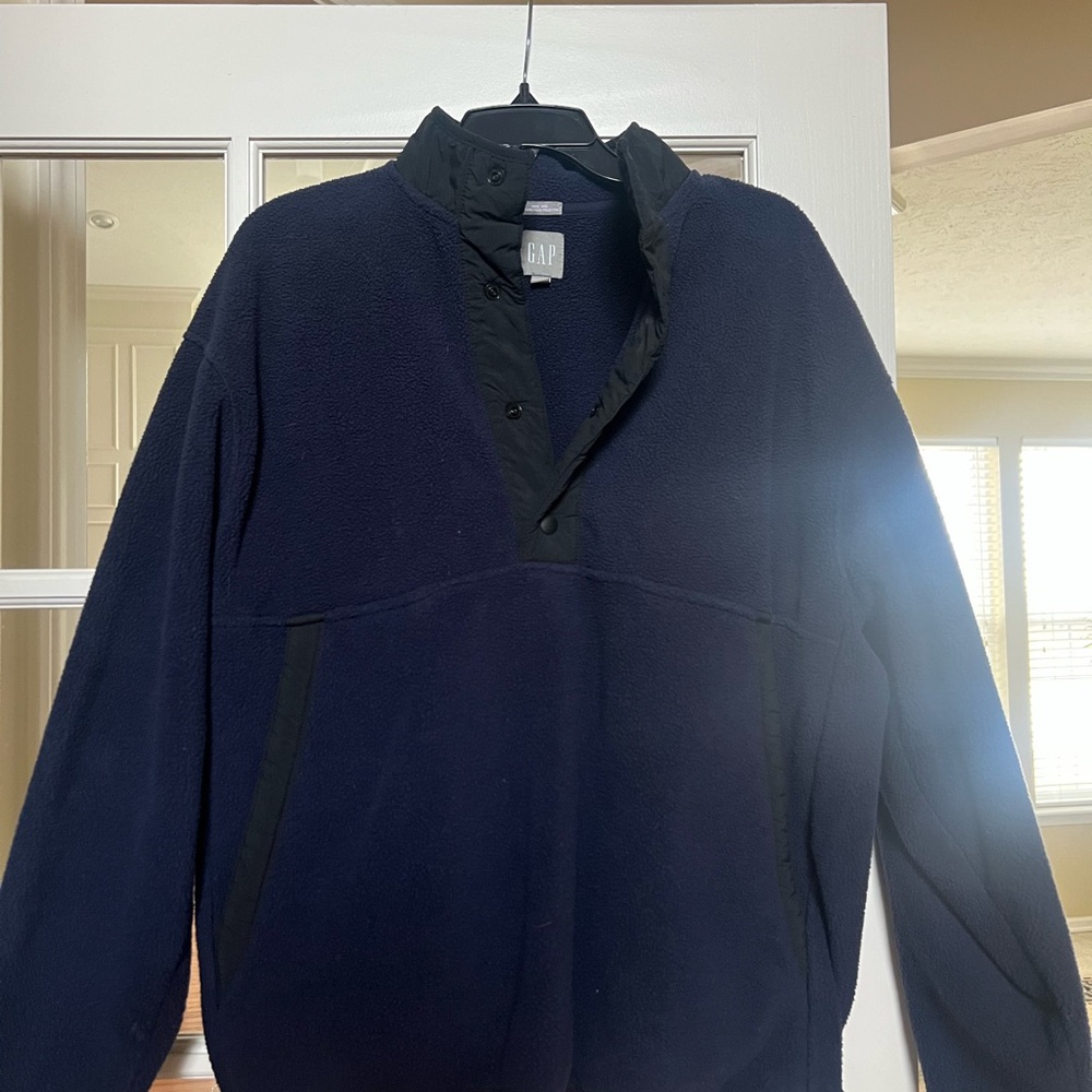 GAP Navy Pullover Fleece